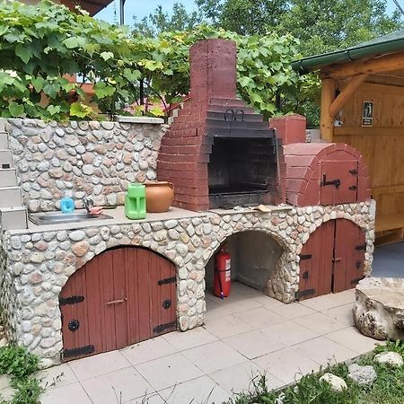 ヴァマ・ヴェケCasa Calinアパートメント エクステリア 写真